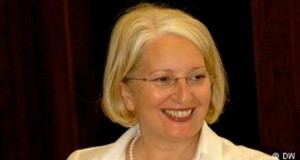 Faleceu a historiadora Dalila Cabrita Mateus - Folha 8