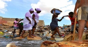 Clima de paz permite reconstruir o país - Folha 8