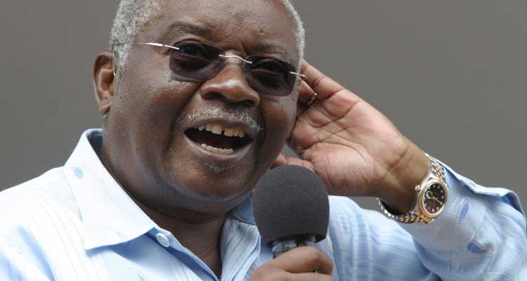 Frelimo quer para Dhlakama o que o MPLA fez a... Savimbi