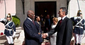 Cavaco felicita, como não poderia deixar de ser, o amigo Eduardo dos Santos