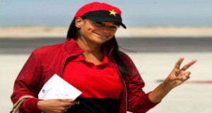 Isabel (dos Santos) e Sonae juntos para salvar a PT - Folha 8