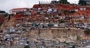 Mais riqueza e mais… pobres - Folha 8