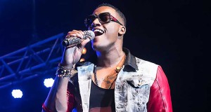 Anselmo Ralph em festa na baía de Luanda - Folha 8
