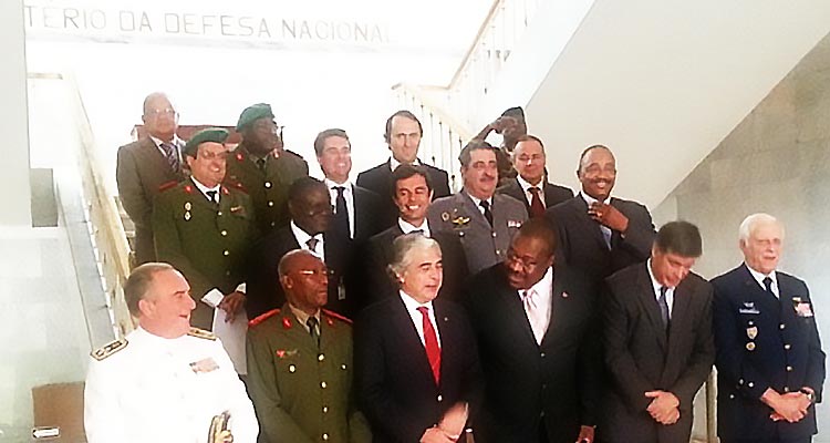 Relações luso-angolanas na Defesa estão (sempre) em alta