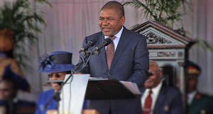 Filipe Nyusi tomou posse como Presidente de Moçambique - Folha 8