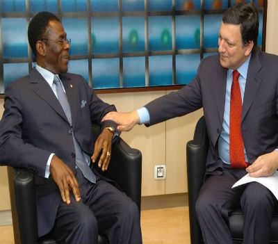 Obiang e Durão Barroso. Direitos humanos?  Democracia?  O que é que isso interessa?