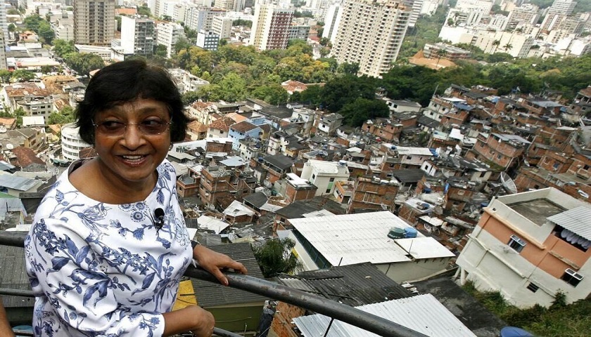 TRUMP VOLTA A ATACAR NOBEL DA PAZ, NAVI PILLAY
